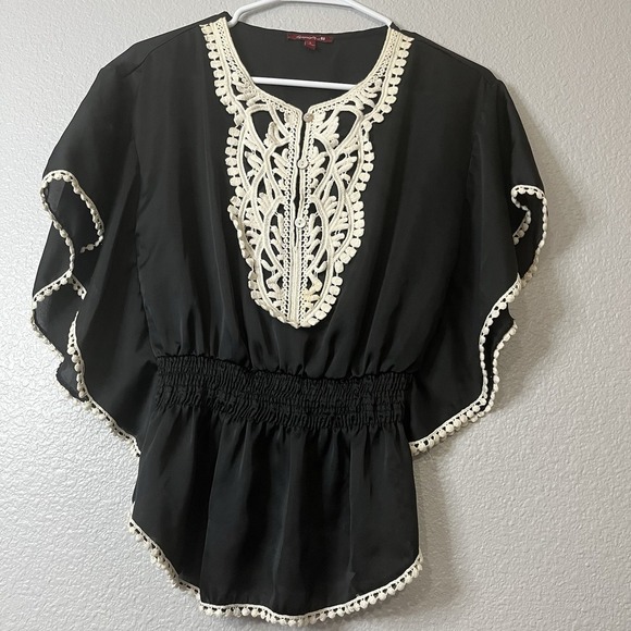 Silvergate Boho Embroidered Lace Top With Smocked Waist Size Small - Picture 3 of 5